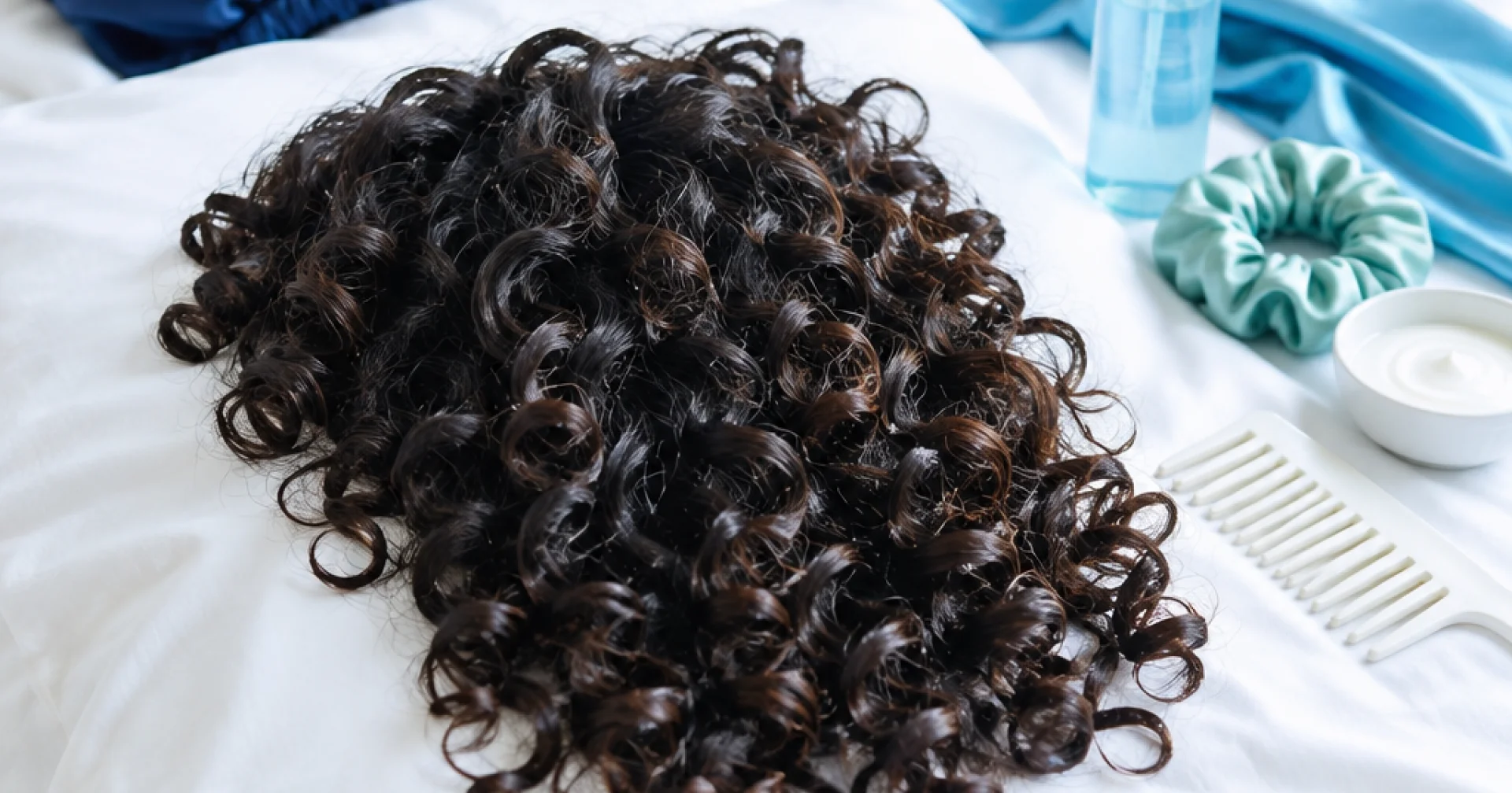 Routine boucles du soir : préparer ses cheveux la veille pour gagner du temps le matin