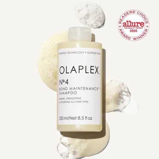 Olaplex No 4 Shampoing D'entretien des Liaisons, Répare, Renforce et Nourrit Tous Types de Cheveux, Apporte Brillance et Douceur, Sans Sulfate, 250ml