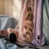Comment coiffer des cheveux ondulés pour des ondulations définies et durables